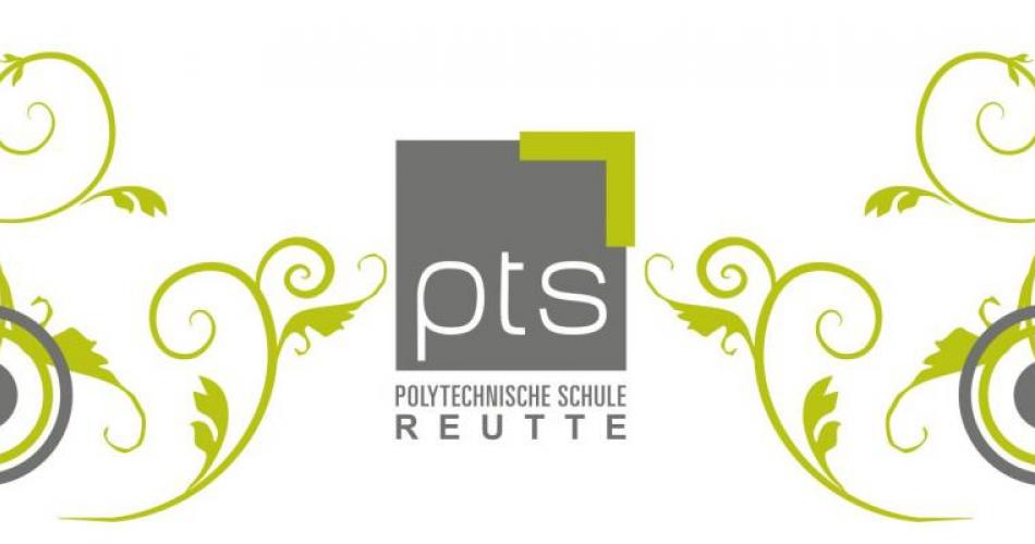 Logo der PTS Reutte, grüne und graue Ranken rechts und links davon