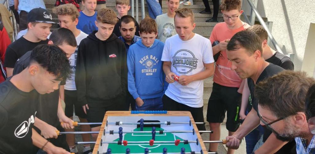 Tischfußball 4